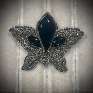 Onyx and marcasite crystals beautifully set in sterling silver pendant/lapel pin